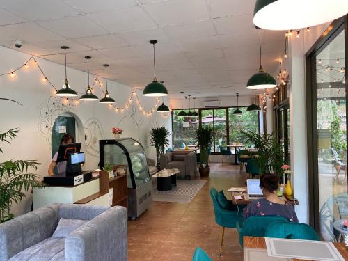 Restaurant, Samma Karuna Beach & Wellness Resort - Intoxicants free in Ko Pha-ngan