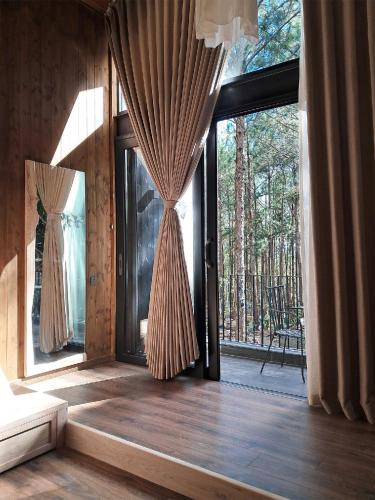 balkon/terras, Mơ Stay - Forest Resort in Dalat
