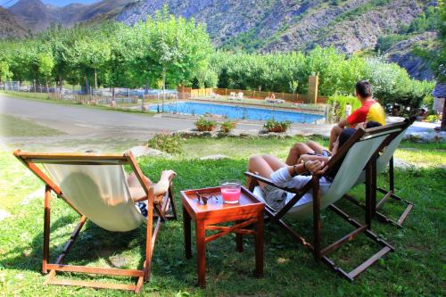 Skats, Bungalows Nou Camping in La Guingueta D'Anū