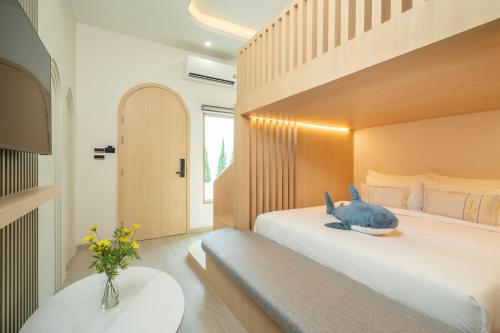 room detail thumbnail 0