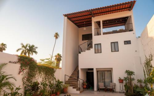 Casa Rosales - Gabriel Leyva Solano
