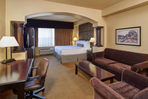 Radisson Hotel El Paso Airport - image 4