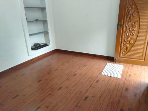 Shiny home stay - image 3