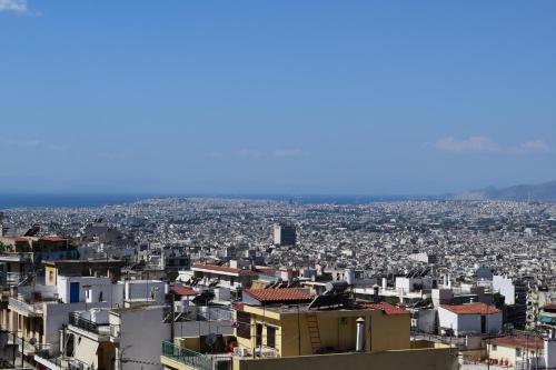 Private pool & Panorama View on Athens center Hill - image 6