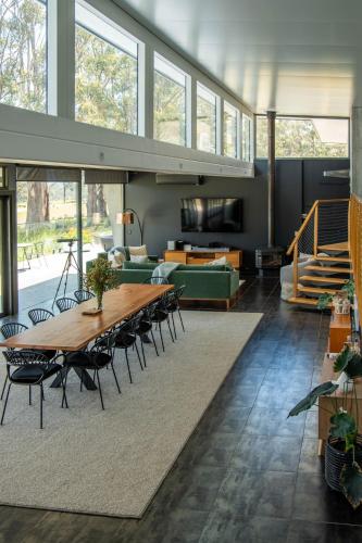 Viesnīcas āriene, Bruny Island luxe retreat - Sauna, outdoor bath, sunsets and breathtaking ocean views! in North Bruny