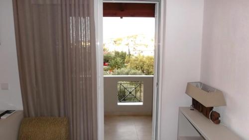 Vanessa House Luxury Apartments - image 4