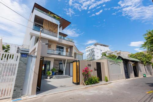 Luxury Villa Bãi Sau Near Beach - image 2