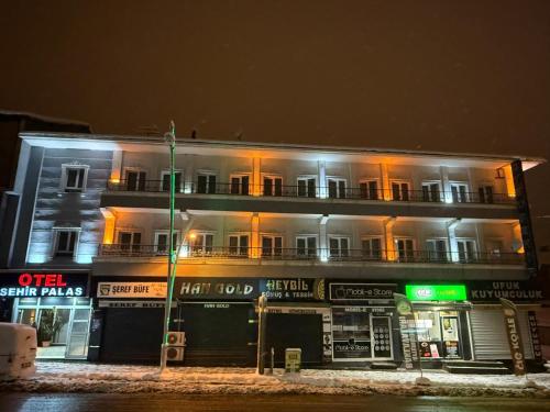 . Şehir Palas Otel