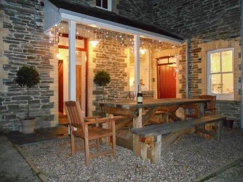 Hotelli välisilme, Tyllwyd Farmhouse in Devils Bridge