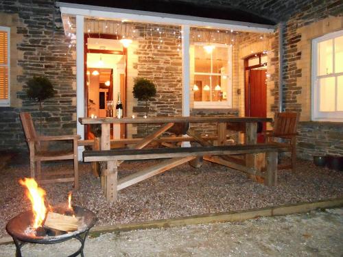 Hotelli välisilme, Tyllwyd Farmhouse in Devils Bridge