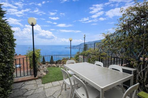 Il Balcone della Liguria- Piscina Vista Mare