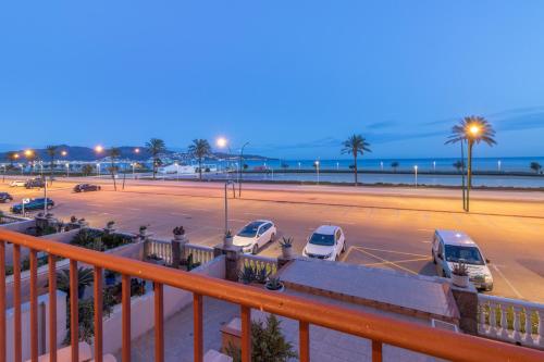 Apart-rent Apartamento Marenostrum 0090 frente al mar - image 4