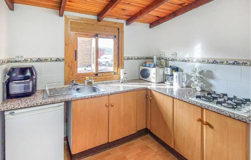 廚房, Amazing Home In Aledo With Swimming Pool in 阿萊多