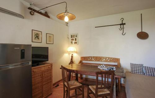 Konyha, Awesome Home In Monterubbiano in Monterubbiano
