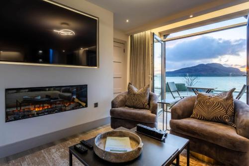 Зовнішній вигляд готелю, Arran Shores Luxury Shorefront Suite 1 in Лемлеш