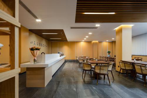Restaurant, Shanghai Chenmao Resort (Zhujiajiao Branch) in Qingpu and Zhujiajiao
