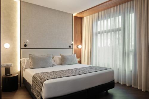 2 twin beds