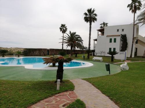 2 bedrooms, 4 beds