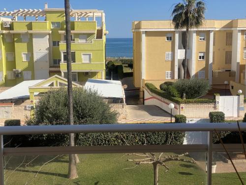 2 bedrooms, 3 beds