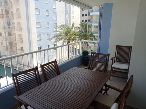 2 bedrooms, 4 beds