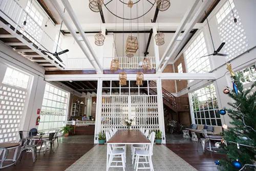 Memmoth Cafe & Hostel in Lampang, Lampang