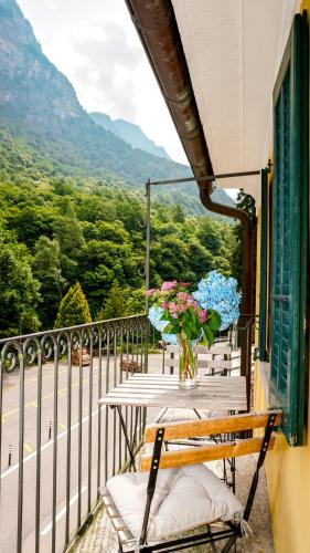 Erkély/terasz, MyVerzasca Boutique Hotel in Brione