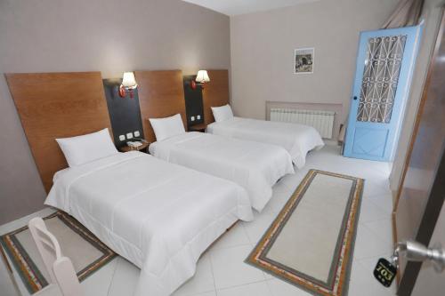 Hotel karim Tunis in Place du Gouvernement
