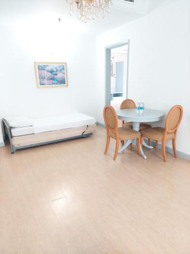The Hotel Apartment At Times Square - image 7