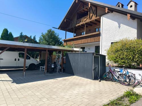 Helle Wohnung mit zwei Schlafzimmern in Eching (Landshut)
