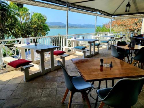 Étterem, Lake Pleasant Hotel in Sedgefield