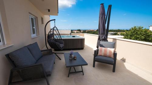 Beautiful Villa Paula with jacuzzi in Pula - image 5