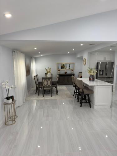 Your Ideal Getaway Awaits ! in 法明維爾