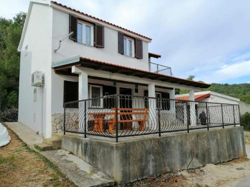 Apartments Branko - Podstražje