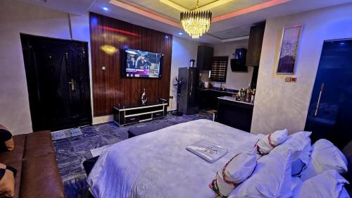 Skye Loft Luxe Penthouse Akure – khách sạn tại Akure