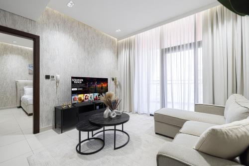 Stylish 1BR Apartment Near Silicon Mall & Airport in Dubai Silicon Oasis