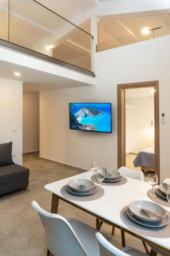 Aquamarine Apartments 4