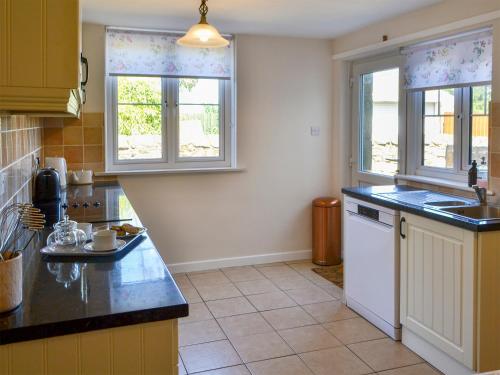 Kitchen, Dinmont Cottage in Shilbottle