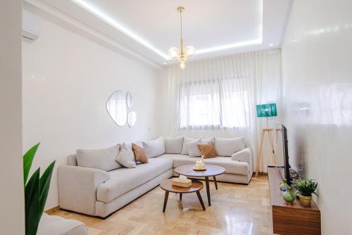 Jade & Gold Luxury Apartment- 3 Bedrooms – khách sạn tại Charaf