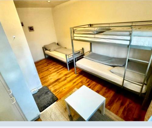 RoomZ Hostel am Hockenheimring in Hockenheim