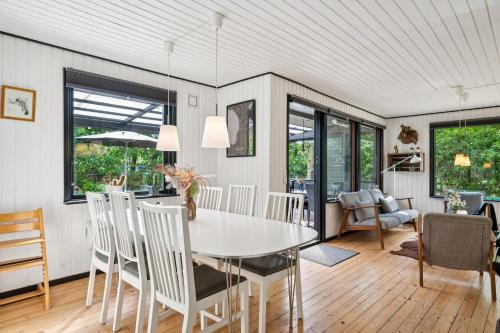 Vista exterior, Charming Holiday Home In Scenic Fuglslev With Large Garden And Cosy Outdoor Spaces in Ebeltoft