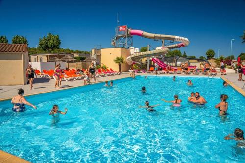 ZEcamping 4 étoiles - Parc Aqua - MH climatisé - Plage proche - Dog Friendly
