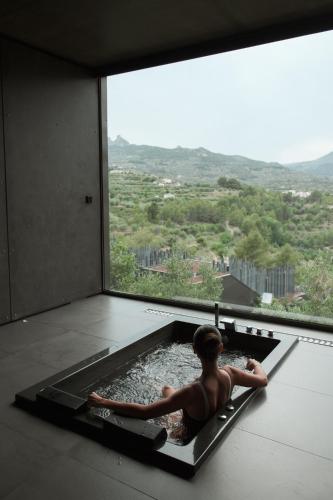 Gyógyfürdő, VIVOOD Landscape Hotel & Spa - Designed for Adults in el Castell de Guadalest