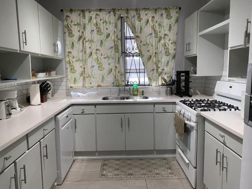 Brightridge Condos - image 2
