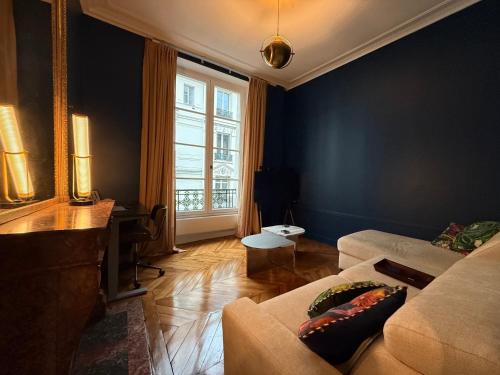 Apartment - Sleeps 4 - Near the Louvre