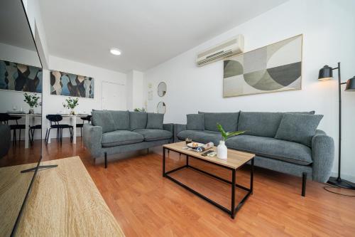 1 bedroom flat – khách sạn tại Lykabittos