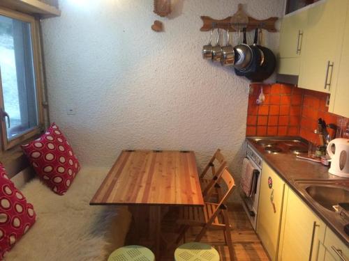 Konyha, Mountain Studio in La Tzoumaz