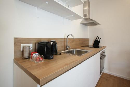 Contemporary Studio - Central Station-NoLo area