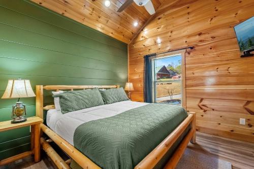 Indoor Pool - Forest Views - Hot Tub - Arcade Room - image 4