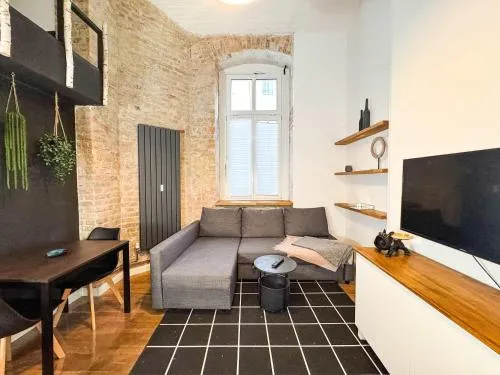 Cozy Studio for 4 on Prenzlauer Allee in Berlin, Deutschland