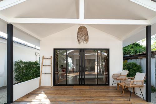 The Cosy Sunset Beach Resort in Ko Pha-ngan